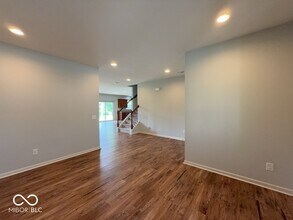 13213 Isle of Man Way in Fishers, IN - Building Photo - Building Photo