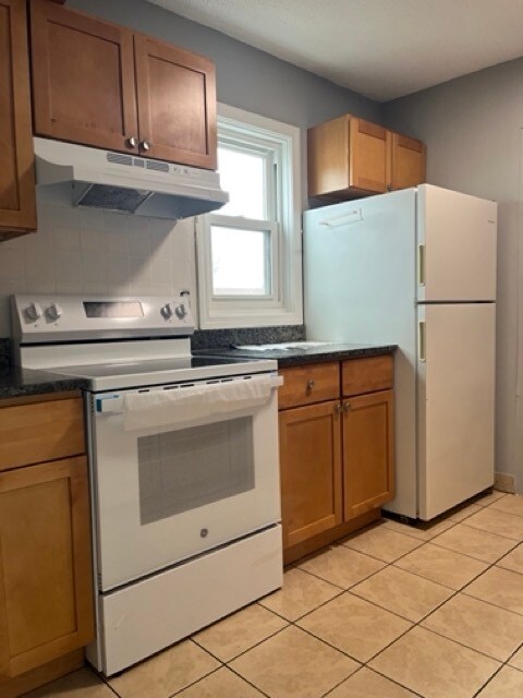 386 Summer St, Unit 20 in Lynn, MA - Building Photo - Building Photo