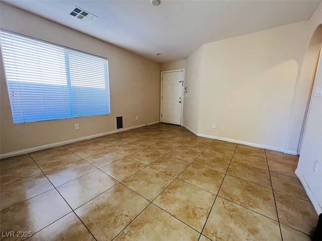 10037 Tenerife St in Las Vegas, NV - Building Photo - Building Photo