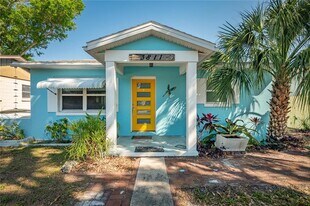 3811 44th Ave N in St. Petersburg, FL - Building Photo