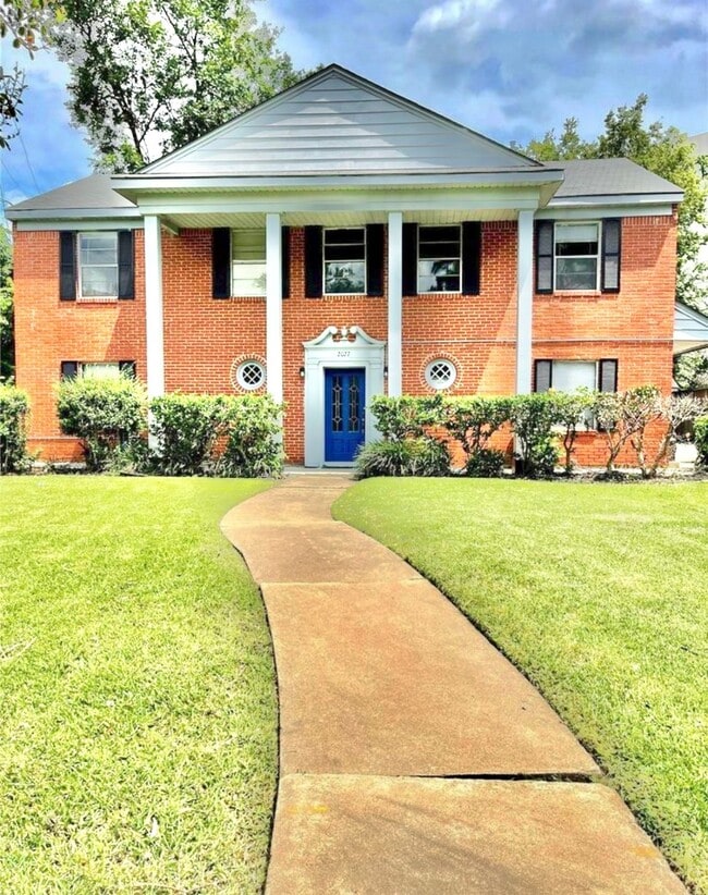 property at 2027 Sheridan St