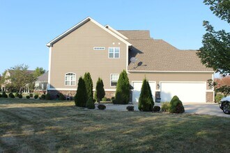 554 Windborough Dr in Brownsburg, IN - Building Photo - Building Photo
