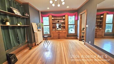 2604 Aldrich Ave S in Minneapolis, MN - Building Photo - Building Photo
