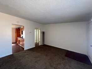 608 E Fredricks St in Barstow, CA - Building Photo - Building Photo