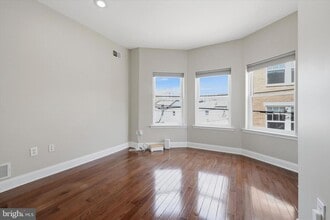 1232 Webster St in Philadelphia, PA - Building Photo - Building Photo