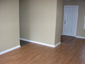 1637 Johnson Dr in Bowling Green, KY - Building Photo - Building Photo