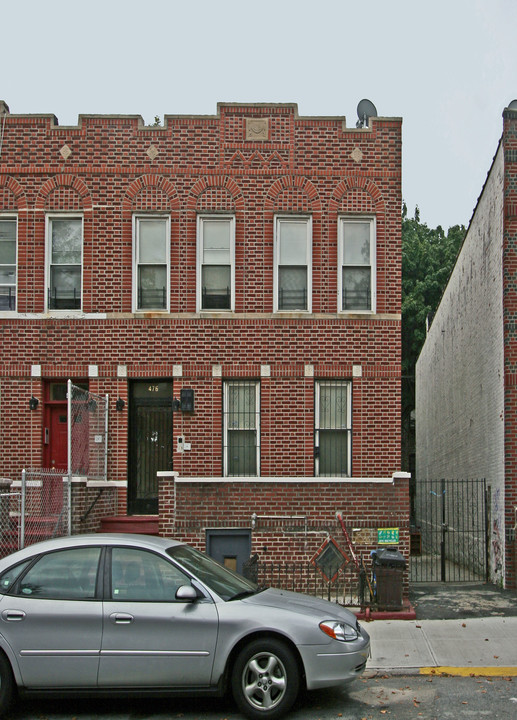 476 E 93rd St in Brooklyn, NY - Foto de edificio