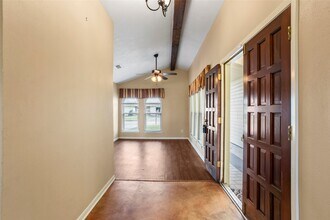 4706 Jefferson Ave in Deer Park, TX - Building Photo - Building Photo