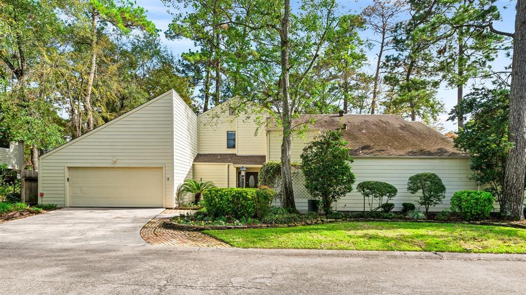 2 Berrypick Ln in Spring, TX - Building Photo