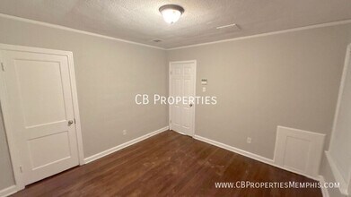 2370 Larose Ave in Memphis, TN - Building Photo - Building Photo