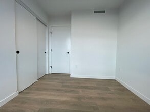 13738 Central Ave in Surrey, BC - Building Photo - Building Photo