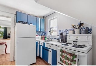 253 Weldon St in Moncton, NB - Building Photo - Building Photo