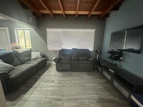 3151 SW 11th St in Miami, FL - Building Photo - Building Photo