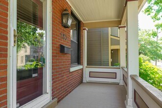 183 E 1st Ave in Columbus, OH - Foto de edificio - Building Photo