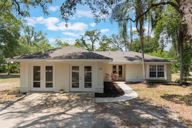 property at 1725 14th St