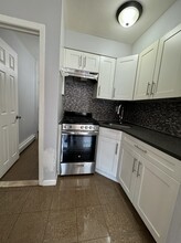 71 Hancock Ave in Jersey City, NJ - Building Photo - Building Photo