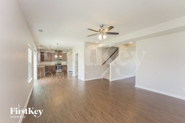 102 Shanache Dr in Spring Hill, TN - Building Photo - Building Photo