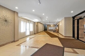 83-40 Austin St in Queens, NY - Building Photo - Building Photo