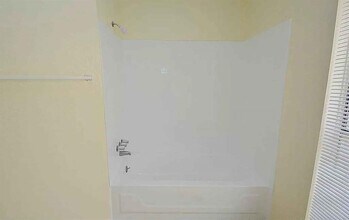 10223 Gulfstream Ln in Sugar Land, TX - Building Photo - Building Photo