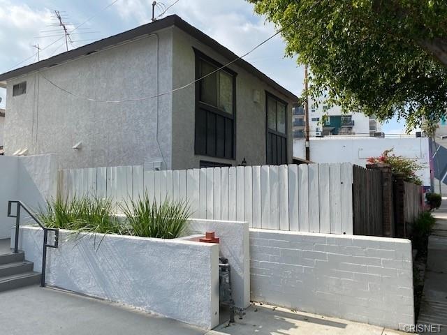 11120 Hartsook St in North Hollywood, CA - Building Photo - Building Photo