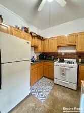239 Harvard Ave, Unit 2 in Boston, MA - Foto de edificio - Building Photo