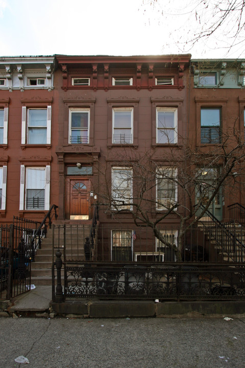 850 Greene Ave in Brooklyn, NY - Foto de edificio