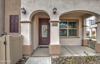 4655 S Vapor in Mesa, AZ - Building Photo - Building Photo