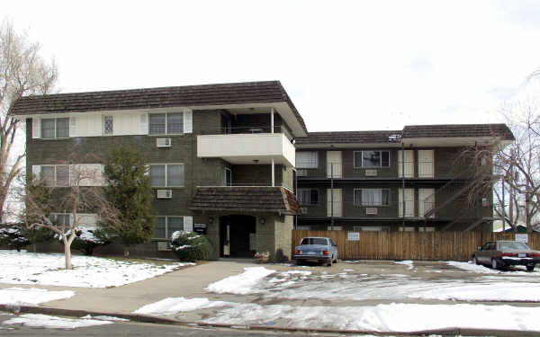 Shannon Terrace in Englewood, CO - Building Photo - Building Photo