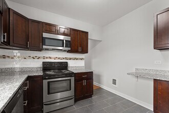 3641 W Dickens Ave in Chicago, IL - Building Photo - Building Photo