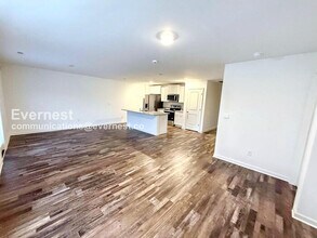 241 Koslin Lp in Calera, AL - Building Photo - Building Photo