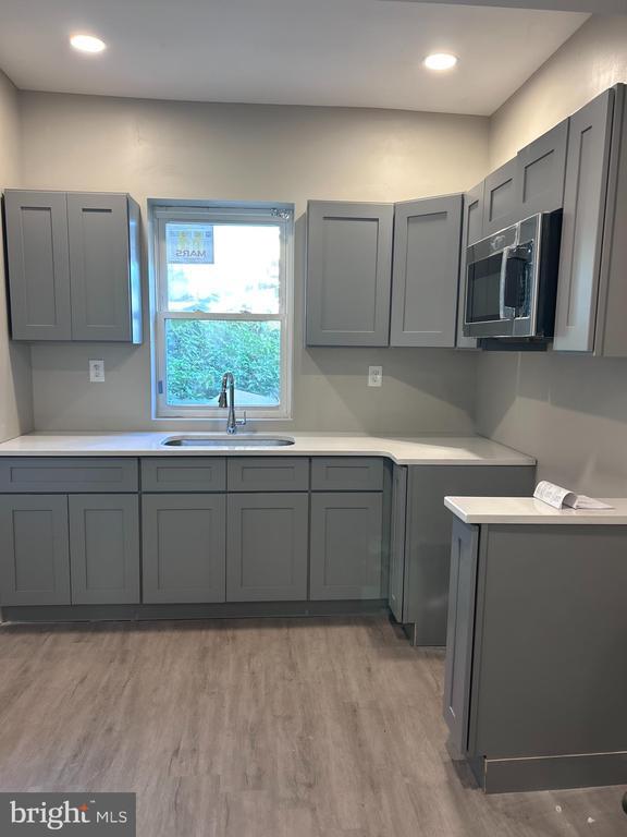 property at 1703 N Lambert St