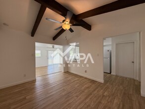 7126 Pineville Rd in San Antonio, TX - Building Photo - Building Photo