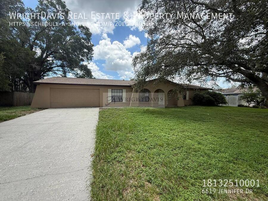 6619 Jennifer Dr in Tampa, FL - Building Photo