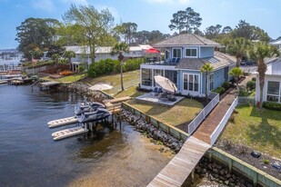 38 Garden Bay Ct