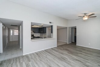 1207 W Topeka Dr in Phoenix, AZ - Building Photo - Building Photo