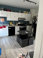 1011 Penn St in Sharpsburg, PA - Building Photo - Building Photo