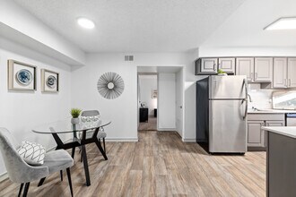 Highland Park in Tempe, AZ - Building Photo - Building Photo