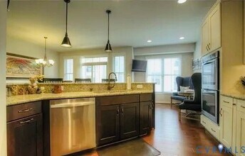 3810 Barnyard Trl in Glen Allen, VA - Building Photo - Building Photo