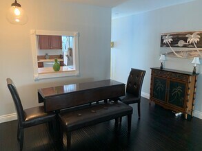 630 SE Ocean Blvd-Unit -C4 in Stuart, FL - Building Photo - Building Photo