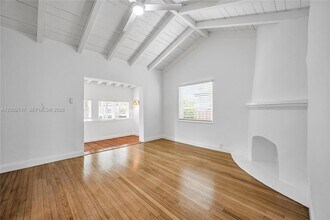 429 NE 73rd St in Miami, FL - Building Photo - Building Photo