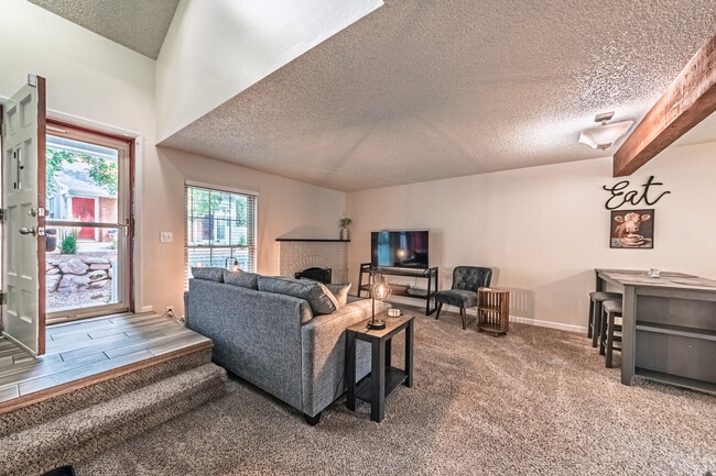 2665 Hatch Cir in Colorado Springs, CO - Building Photo - Building Photo