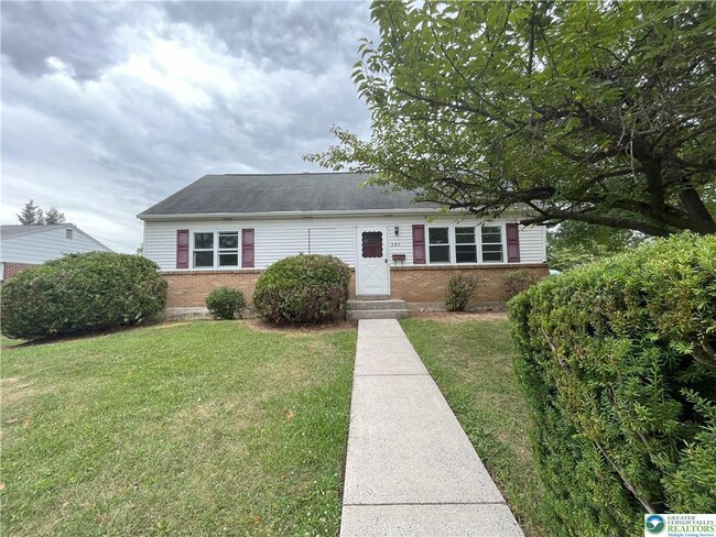 property at 242 N 39th St