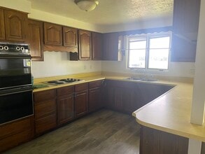 11790 23 Mile Rd in Marshall, MI - Building Photo - Building Photo