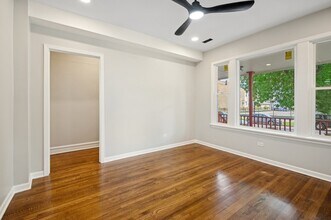 3300 N Karlov Ave, Unit 1 in Chicago, IL - Building Photo - Building Photo