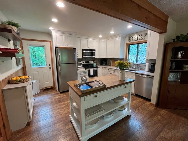 property at 161 Piney Woods Dr