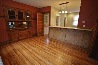 823 Hamline Ave N in St. Paul, MN - Building Photo - Building Photo