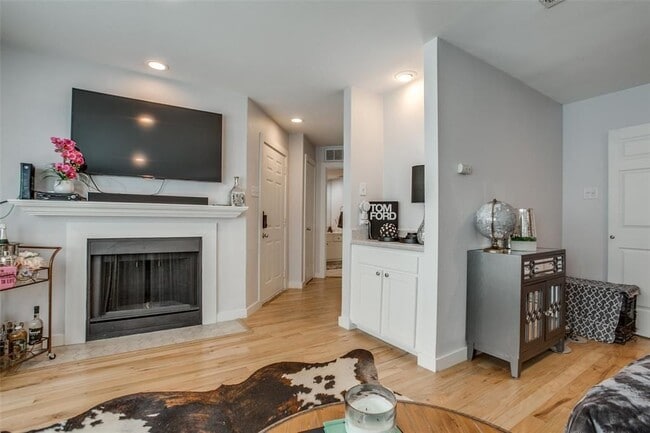 property at 3100 Cole Ave