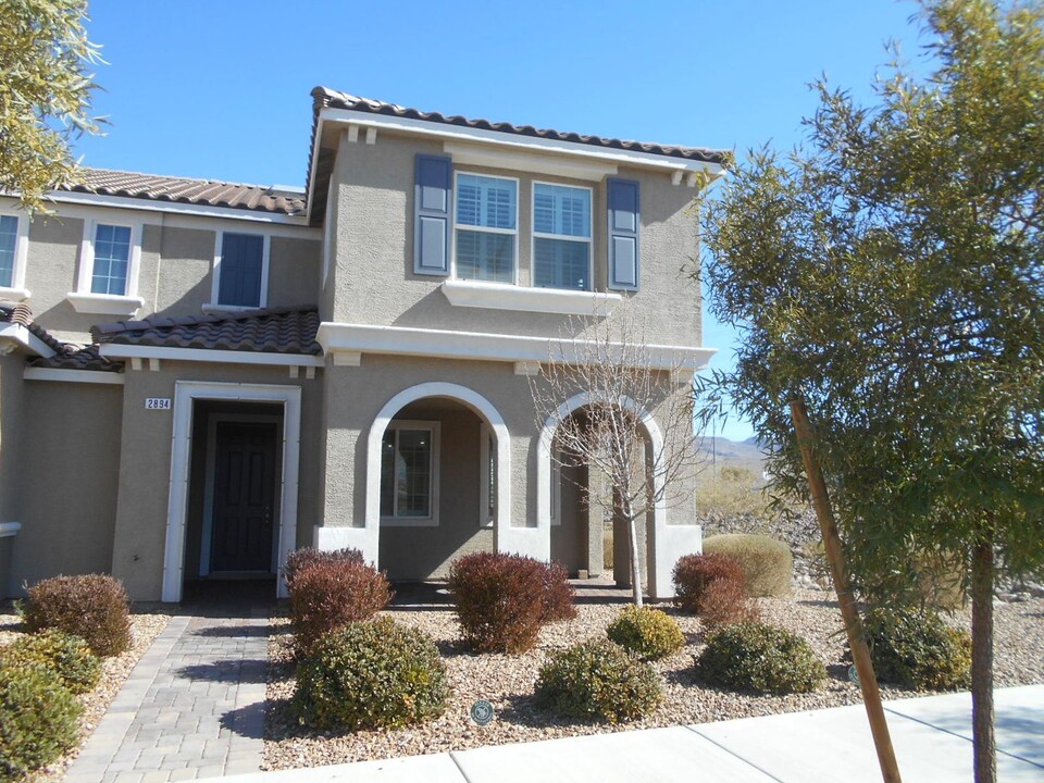 2894 Via Firenze in Henderson, NV - Building Photo