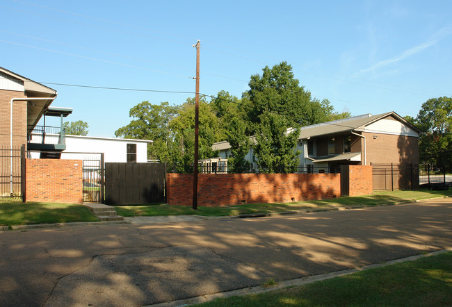 275 Roseneath Ave in Jackson, MS - Building Photo - Building Photo