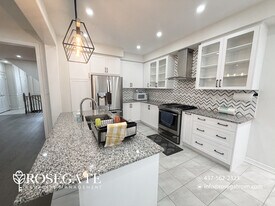 106 Dolobram Trl in Brampton, ON - Building Photo